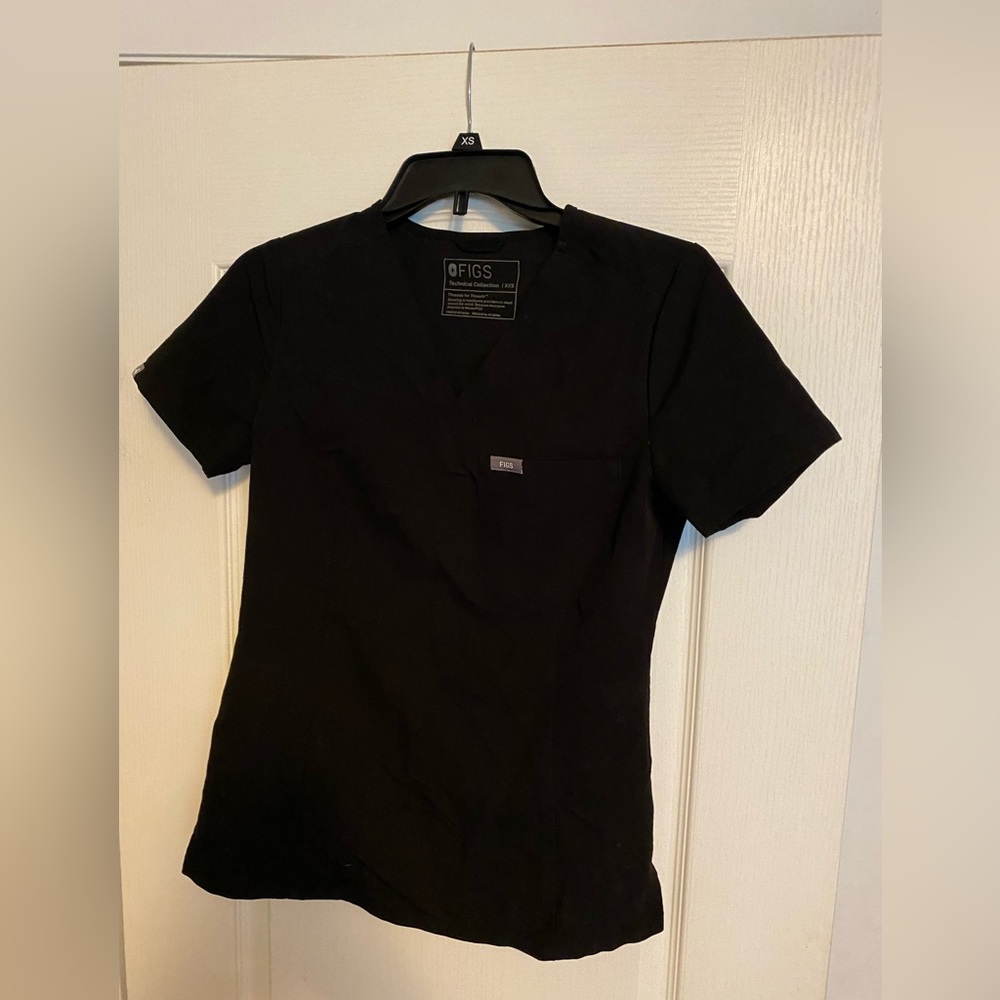 Figs Scrub Top
